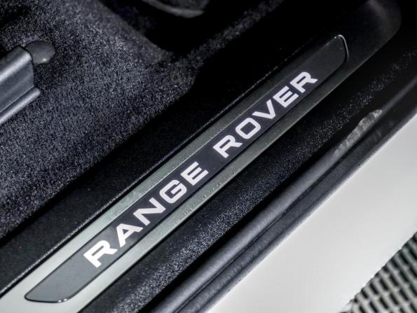 Land Rover Range Rover Evoque II Рестайлинг с пробегом 2024 года, цена 4 990 000 рублей, 35104 км, внедорожник, Автокод Объявления