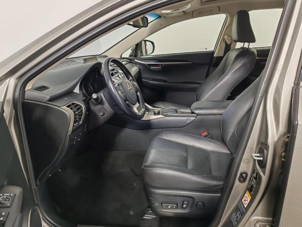 Lexus NX I с пробегом 2015 года, цена 3 149 000 рублей, 48026 км, внедорожник, Автокод Объявления