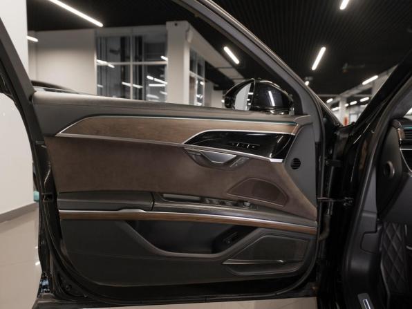 Audi A8 IV (D5) с пробегом 2018 года, цена 4 100 000 рублей, 165214 км, седан, Автокод Объявления