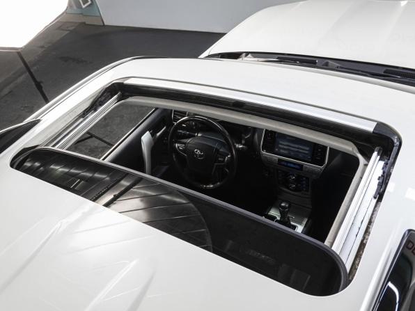 Toyota Land Cruiser Prado 150 Series Рестайлинг 2 с пробегом 2017 года, цена 5 990 000 рублей, 83164 км, внедорожник, Автокод Объявления
