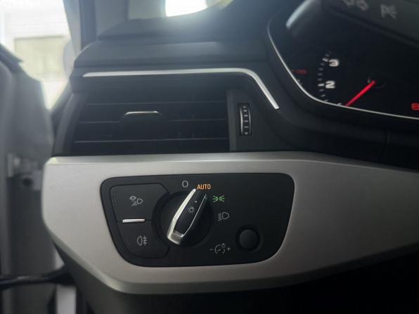 Audi A4 V (B9) Рестайлинг с пробегом 2021 года, цена 2 640 000 рублей, 121660 км, седан, Автокод Объявления