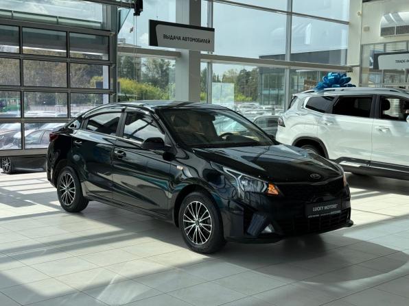 Kia Rio IV Рестайлинг с пробегом 2021 года, цена 1 545 000 рублей, 127927 км, седан, Автокод Объявления
