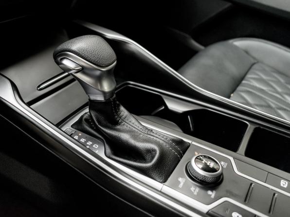 Kia Sorento IV с пробегом 2022 года, цена 3 250 000 рублей, 117529 км, внедорожник, Автокод Объявления