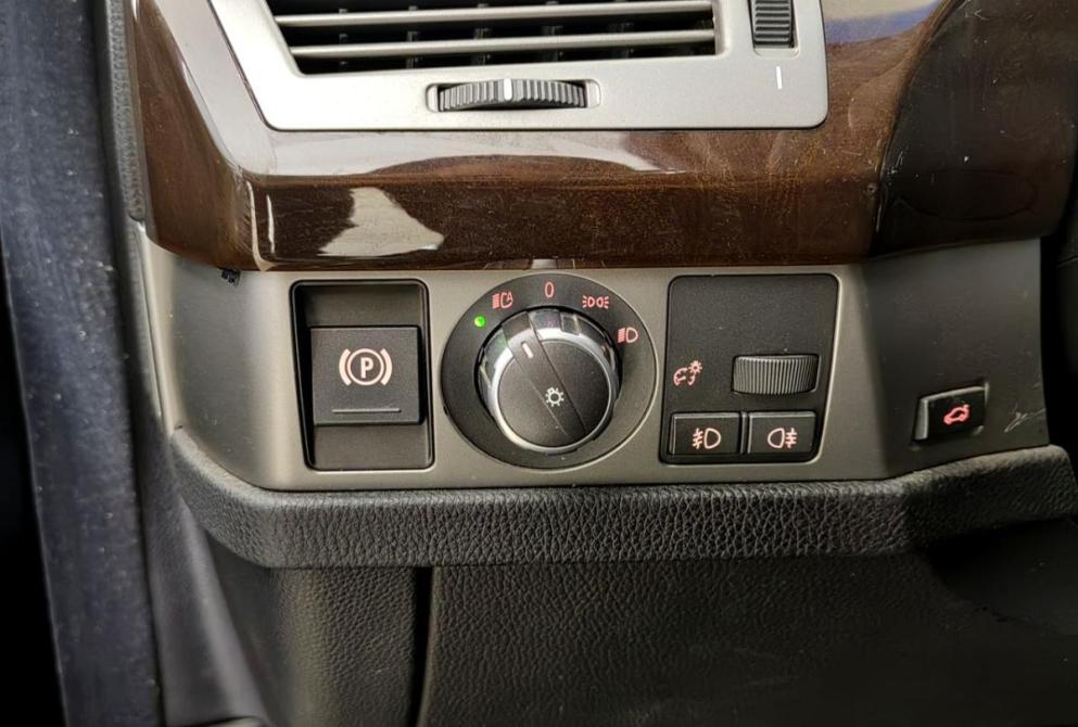 BMW 7 серии IV (E65/E66) Рестайлинг Волгоград  - изображение 15