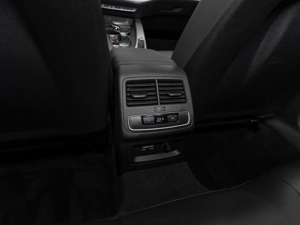 Audi A4 V (B9) Рестайлинг с пробегом 2020 года, цена 3 490 000 рублей, 75577 км, седан, Автокод Объявления
