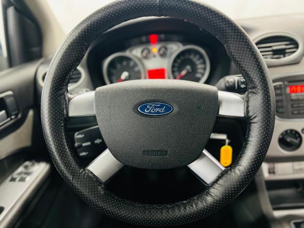 Ford Focus II Рестайлинг с пробегом 2011 года, цена 390 000 рублей, 259000 км, хэтчбек, Автокод Объявления