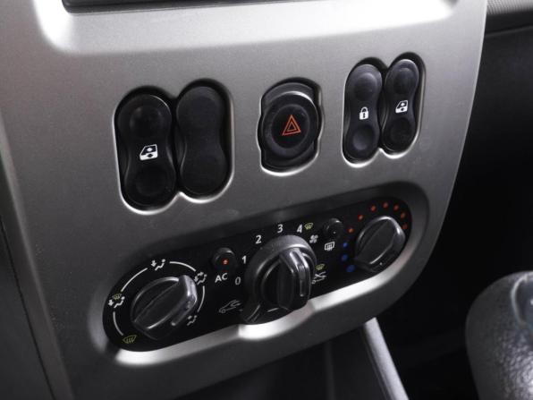 Renault Sandero I с пробегом 2013 года, цена 659 000 рублей, 127651 км, хэтчбек, Автокод Объявления