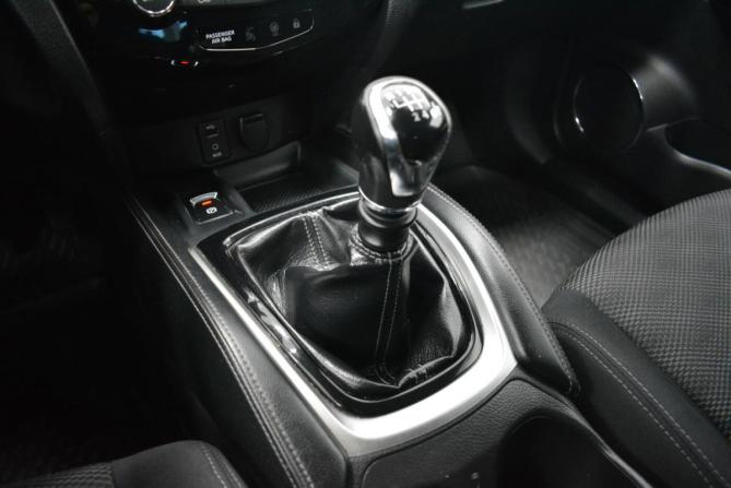 Nissan Qashqai II с пробегом 2016 года, цена 1 499 000 рублей, 162000 км, внедорожник, Автокод Объявления