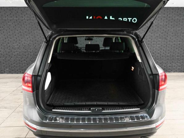 Volkswagen Touareg II Рестайлинг с пробегом 2015 года, цена 3 140 000 рублей, 83799 км, внедорожник, Автокод Объявления