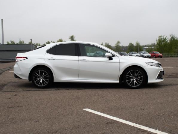 Toyota Camry VIII (XV70) Рестайлинг с пробегом 2021 года, цена 2 999 000 рублей, 80140 км, седан, Автокод Объявления