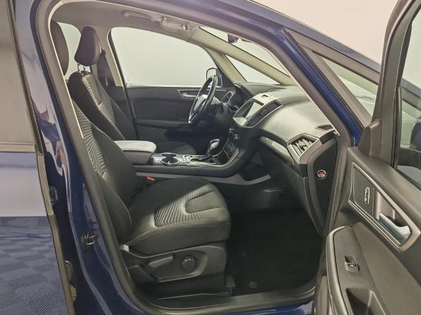 Ford S-MAX II с пробегом 2018 года, цена 1 899 000 рублей, 166653 км, минивэн, Автокод Объявления