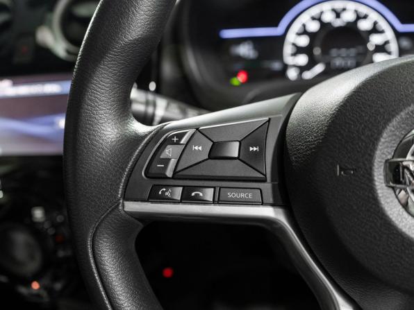 Nissan Note II Рестайлинг с пробегом 2017 года, цена 1 200 000 рублей, 100807 км, хэтчбек, Автокод Объявления