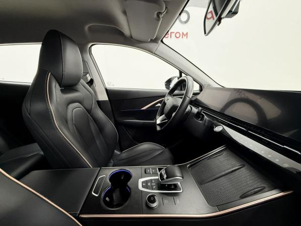 Omoda C5 I с пробегом 2023 года, цена 1 790 000 рублей, 36755 км, внедорожник, Автокод Объявления
