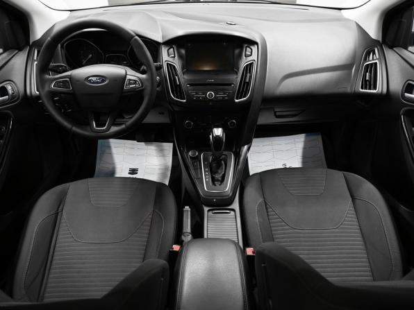 Ford Focus III Рестайлинг с пробегом 2017 года, цена 1 295 000 рублей, 124980 км, хэтчбек, Автокод Объявления
