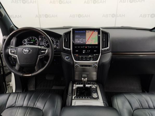 Toyota Land Cruiser 200 Series Рестайлинг 2 с пробегом 2018 года, цена 6 050 000 рублей, 219529 км, внедорожник, Автокод Объявления
