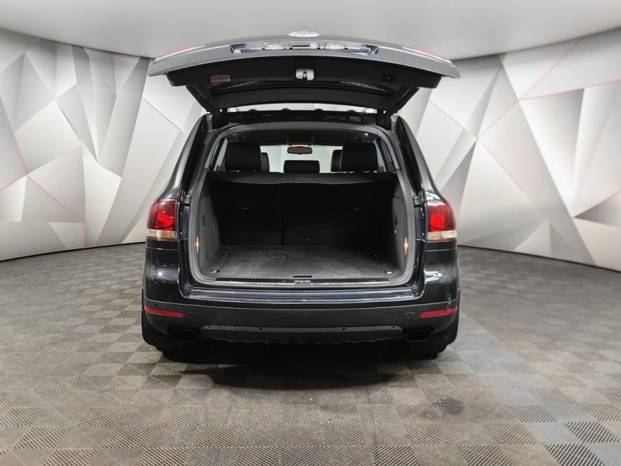 Volkswagen Touareg I Рестайлинг Москва  - изображение 12