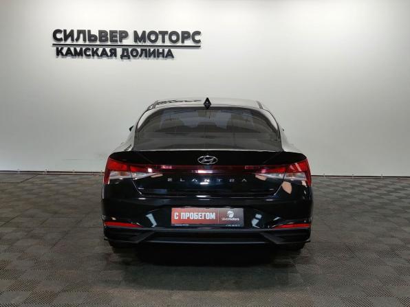 Hyundai Elantra VII (CN7) с пробегом 2022 года, цена 1 790 000 рублей, 59750 км, седан, Автокод Объявления