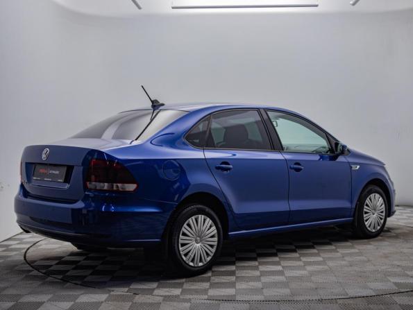 Volkswagen Polo V Рестайлинг с пробегом 2018 года, цена 1 445 000 рублей, 81000 км, седан, Автокод Объявления