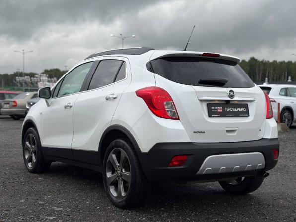 Opel Mokka I с пробегом 2013 года, цена 1 380 000 рублей, 49800 км, внедорожник, Автокод Объявления