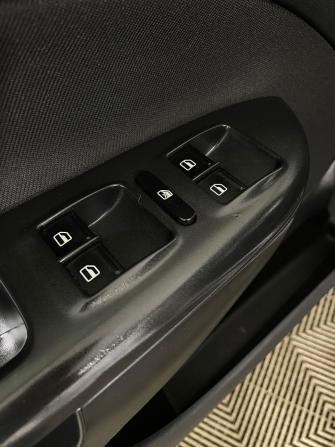 Skoda Octavia II (A5) Рестайлинг с пробегом 2011 года, цена 750 000 рублей, 253618 км, лифтбек, Автокод Объявления