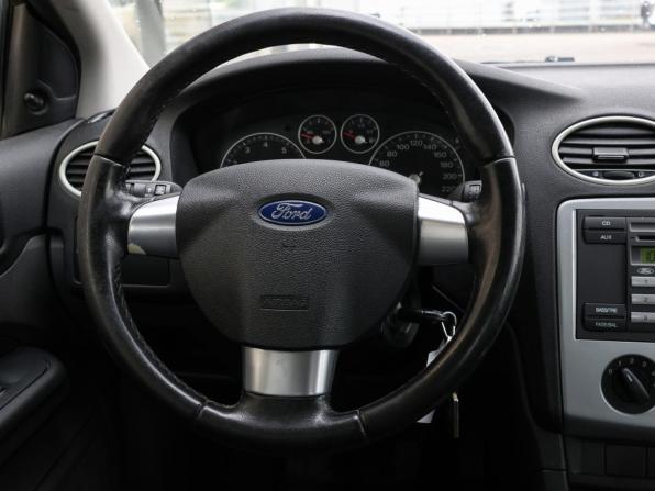 Ford Focus II с пробегом 2006 года, цена 397 000 рублей, 237150 км, седан, Автокод Объявления