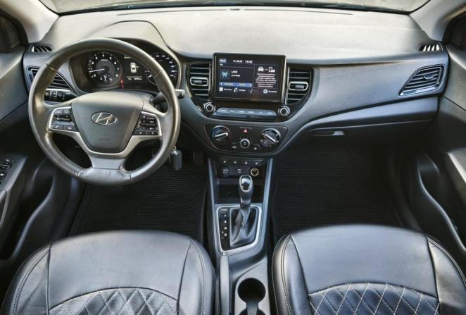 Hyundai Solaris II Рестайлинг с пробегом 2021 года, цена 1 575 000 рублей, 123761 км, седан, Автокод Объявления