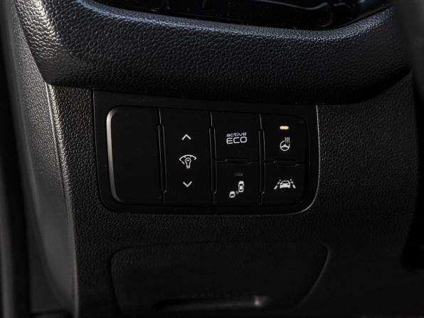 Kia Ceed II Рестайлинг с пробегом 2018 года, цена 1 290 000 рублей, 239600 км, хэтчбек, Автокод Объявления