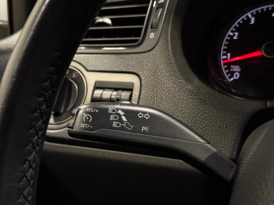 Volkswagen Polo V Рестайлинг Челябинск  - изображение 19