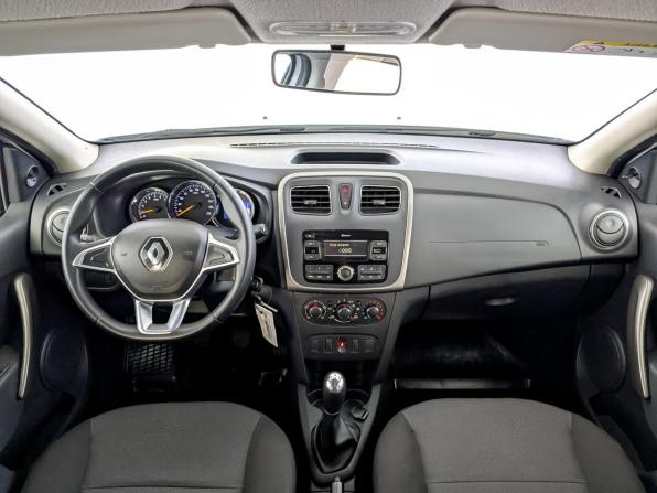Renault Logan II с пробегом 2018 года, цена 870 000 рублей, 85446 км, седан, Автокод Объявления