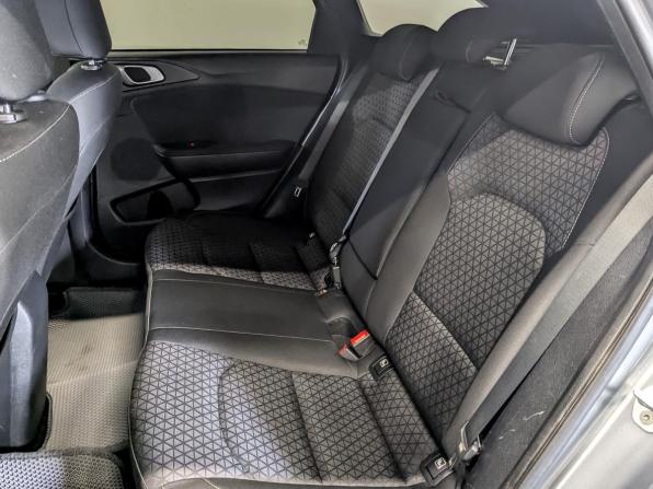 Kia Ceed III с пробегом 2020 года, цена 1 890 000 рублей, 91490 км, универсал, Автокод Объявления