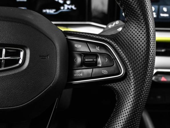 Geely Coolray I Рестайлинг с пробегом 2023 года, цена 2 099 000 рублей, 49579 км, внедорожник, Автокод Объявления