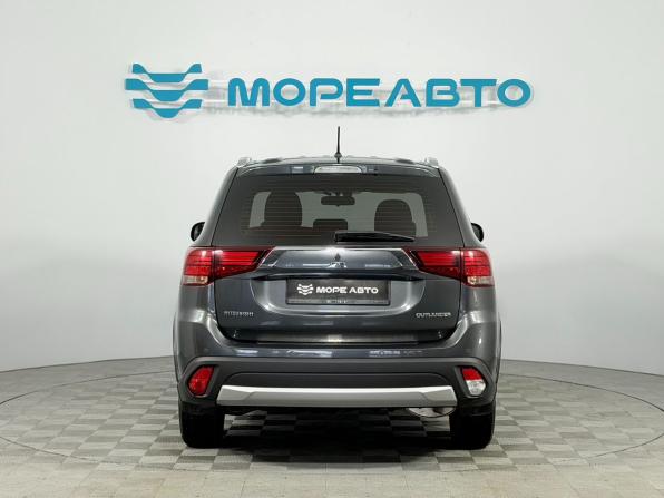 Mitsubishi Outlander III Рестайлинг 2 с пробегом 2015 года, цена 1 600 000 рублей, 187884 км, внедорожник, Автокод Объявления