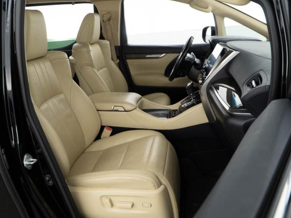 Toyota Alphard III Рестайлинг с пробегом 2021 года, цена 5 997 077 рублей, 137591 км, минивэн, Автокод Объявления