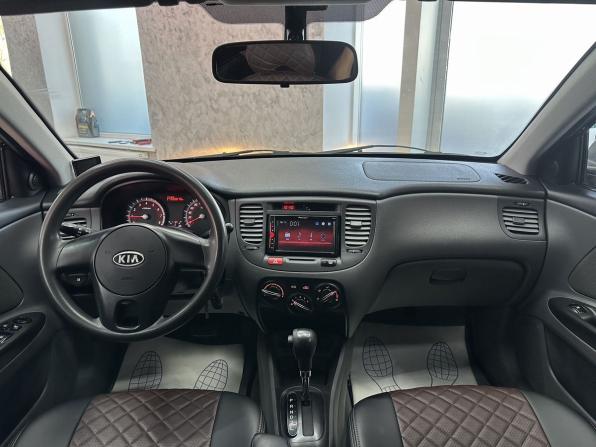 Kia Rio II Рестайлинг с пробегом 2011 года, цена 680 000 рублей, 220878 км, седан, Автокод Объявления