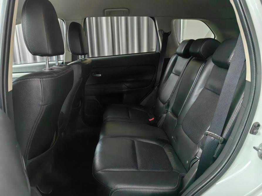 Mitsubishi Outlander III Москва  - изображение 11