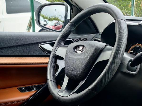 Lada (ВАЗ) Vesta I Рестайлинг (NG) с пробегом 2024 года, цена 1 469 000 рублей, 43000 км, седан, Автокод Объявления