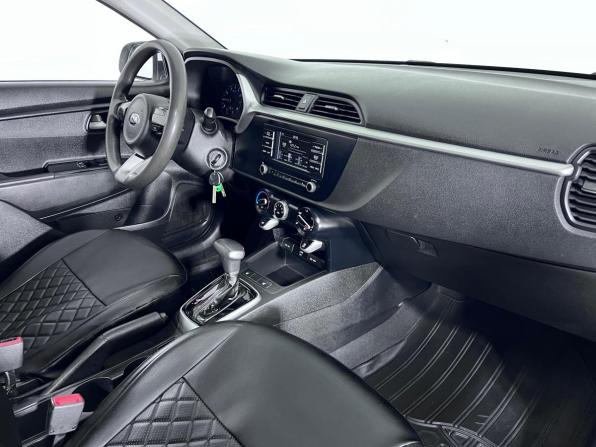 Kia Rio IV Рестайлинг с пробегом 2020 года, цена 799 000 рублей, 130593 км, седан, Автокод Объявления