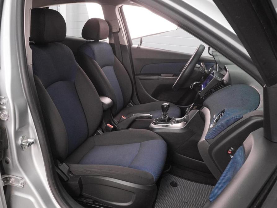 Chevrolet Cruze I Рестайлинг Воронеж  - изображение 8