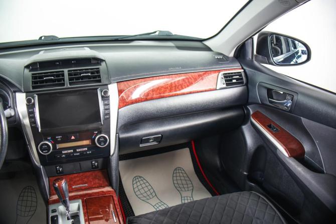 Toyota Camry VII (XV50) с пробегом 2012 года, цена 1 799 000 рублей, 168420 км, седан, Автокод Объявления