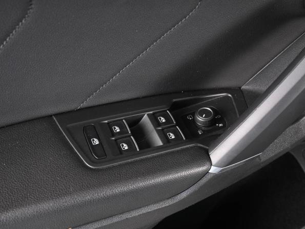Volkswagen Tiguan II с пробегом 2018 года, цена 2 619 000 рублей, 109186 км, внедорожник, Автокод Объявления