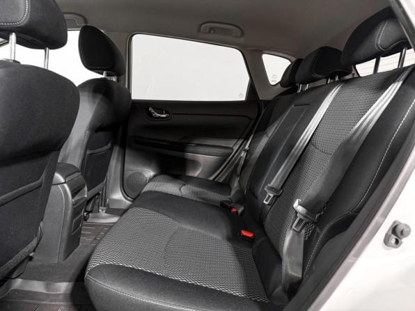 Nissan Tiida II с пробегом 2015 года, цена 1 100 000 рублей, 160151 км, хэтчбек, Автокод Объявления