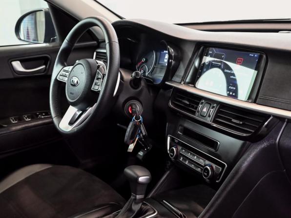 Kia Optima IV Рестайлинг с пробегом 2018 года, цена 2 000 000 рублей, 161001 км, седан, Автокод Объявления