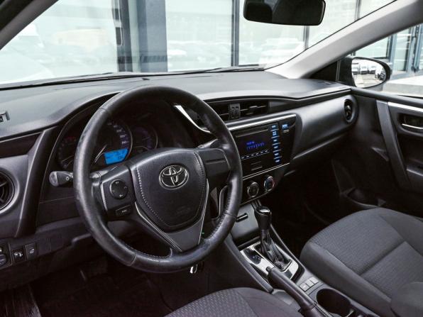 Toyota Corolla XI (E160 E170 E180) Рестайлинг 1 с пробегом 2018 года, цена 1 587 000 рублей, 178909 км, седан, Автокод Объявления