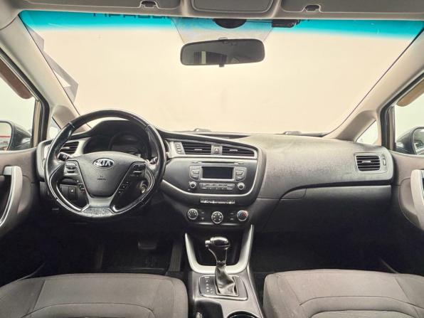 Kia Ceed II Рестайлинг с пробегом 2017 года, цена 1 339 000 рублей, 132689 км, универсал, Автокод Объявления