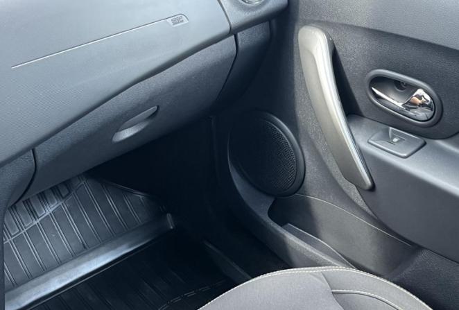 Renault Sandero II с пробегом 2018 года, цена 1 240 000 рублей, 47301 км, хэтчбек, Автокод Объявления