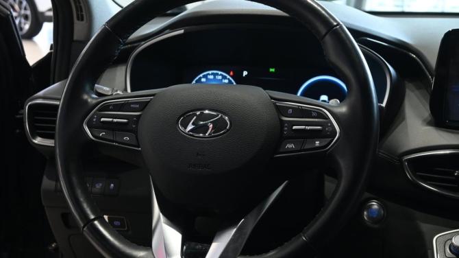 Hyundai Santa Fe IV Рестайлинг с пробегом 2023 года, цена 4 310 000 рублей, 46782 км, внедорожник, Автокод Объявления
