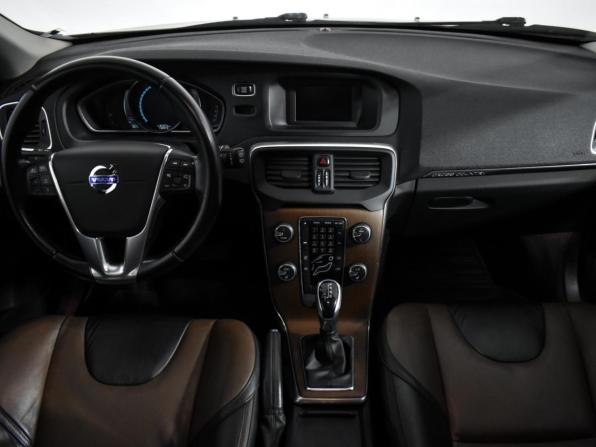 Volvo V40 Cross Country I с пробегом 2013 года, цена 1 248 790 рублей, 132964 км, хэтчбек, Автокод Объявления