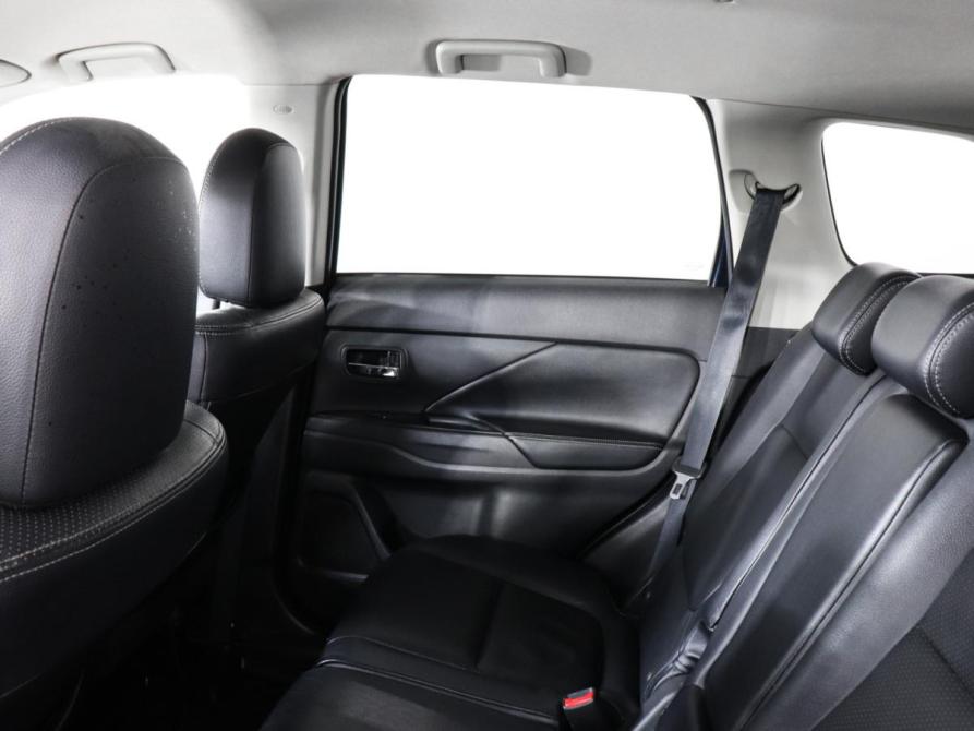 Mitsubishi Outlander III Рестайлинг 2 Химки  - изображение 12