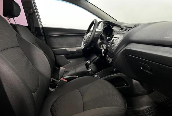 Kia Rio III Рестайлинг с пробегом 2016 года, цена 1 050 000 рублей, 133400 км, седан, Автокод Объявления