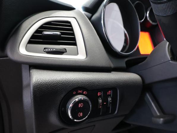 Opel Astra J с пробегом 2011 года, цена 660 000 рублей, 158073 км, универсал, Автокод Объявления